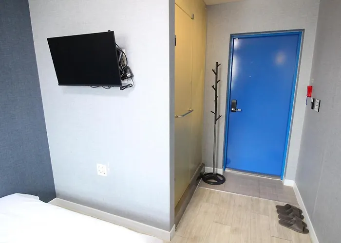 In Blue Hostal Seúl